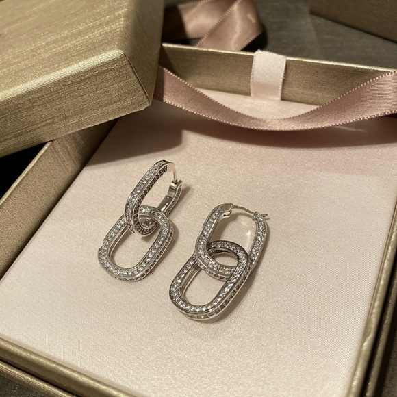 Platinum plated earrings - Picture 3 of 5